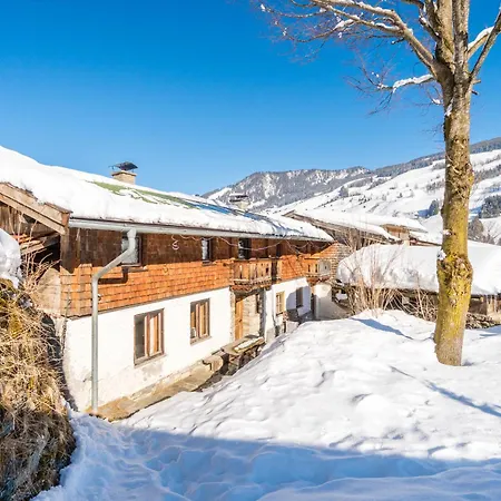 Tranquil Apartment in Rauris near Rauriser Hochalmbahnen *